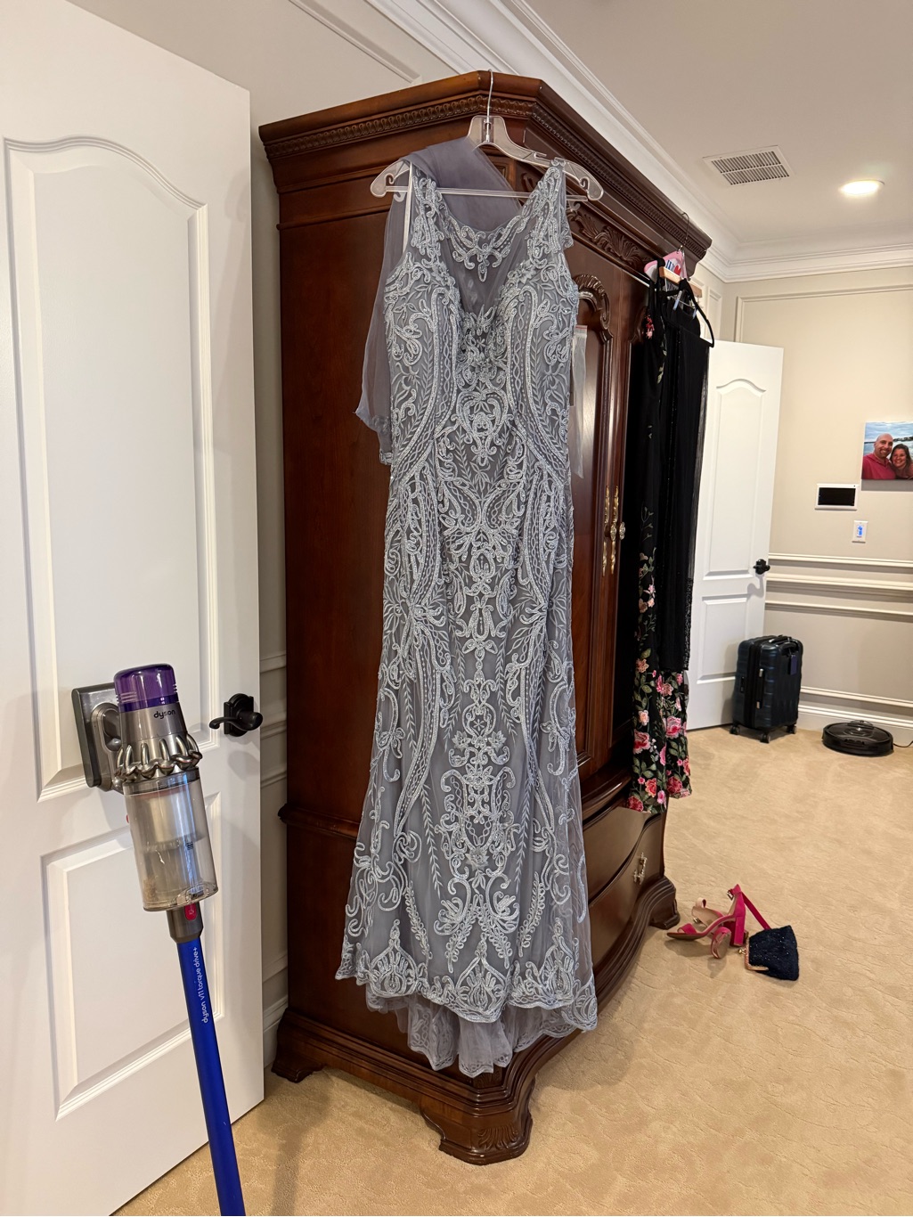 Montage By Mon Cheri. Nwt. Embellished Maxi Dress. Wedgewood Blue Size 18